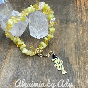 Citrine yellow jade beaded long gold fish tassel pendant bracelet